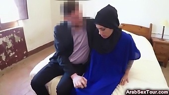 Amateur Arab Couple'S Intimate Encounter In Their Home