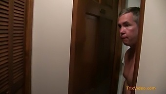 Hemmagjord Video Av Svåger Som Knullar Sin Svägerska I Olika Positioner