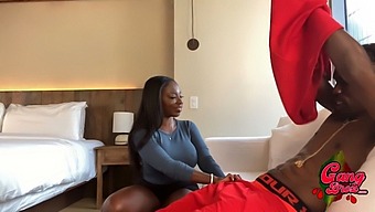 Isabelle Miller Och Ray Blacks Erotiska Massagesession Fortsatte I Del 2